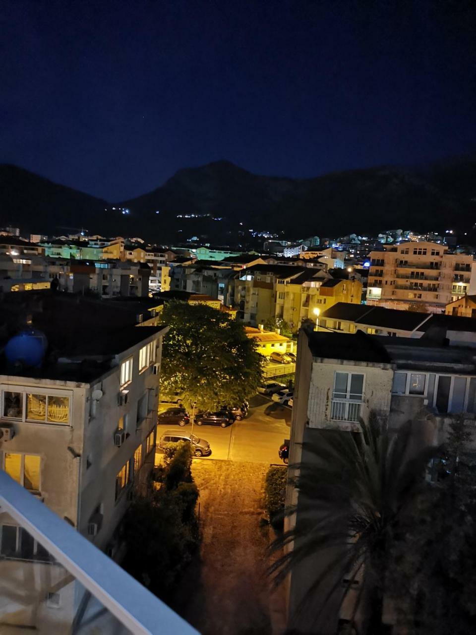 Apartman Maximus Μπούντβα Εξωτερικό φωτογραφία